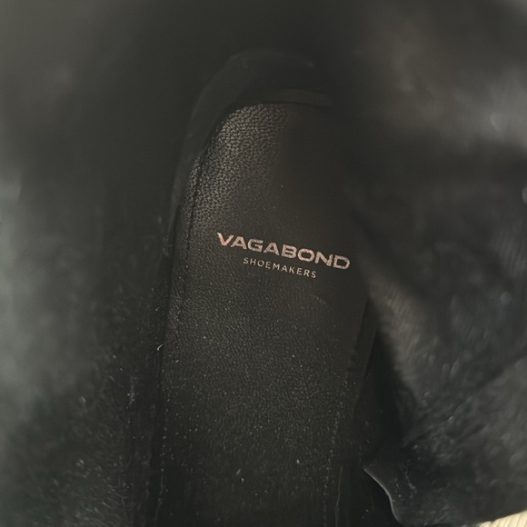 Vagabond black leather bootie. Size 39. NWOT - Picture 5 of 6